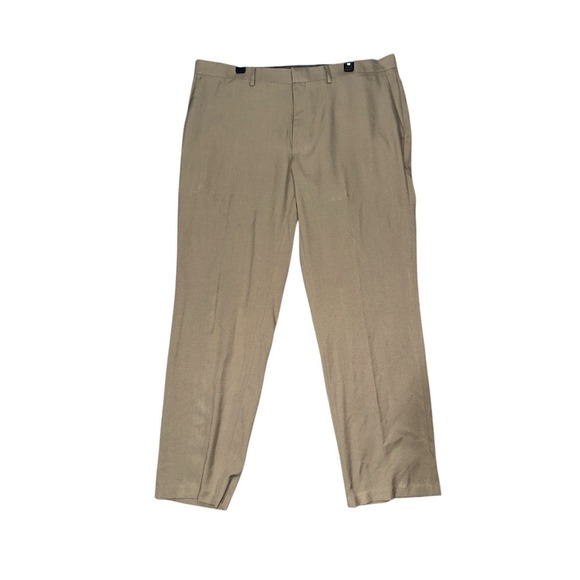 Haggar Men's Dress Pants 40x32 Premium Comfort Khaki Straight Fit - Picture 1 of 5
